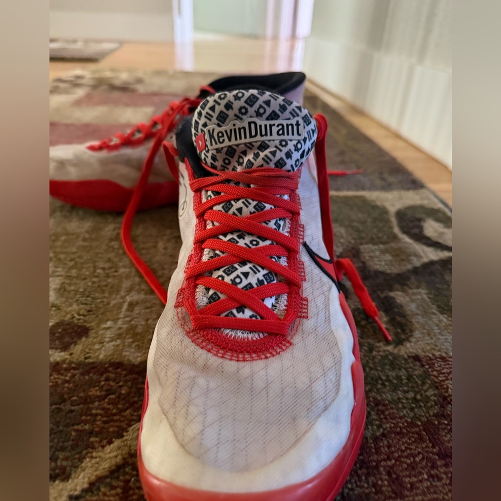 KD12 x YouTube men's basketball shoes